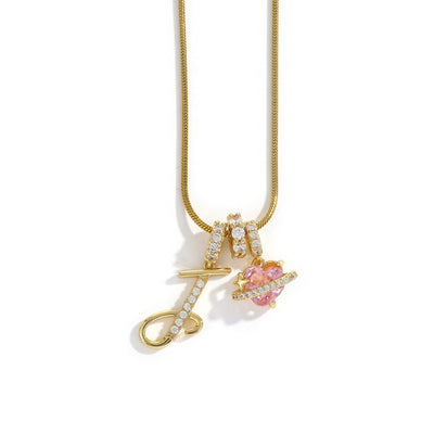 Elegant halsband med hjärtformat hänge