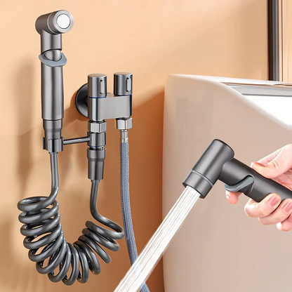 Toalettduschset – Hygienisk handdusch och rengöringsspray