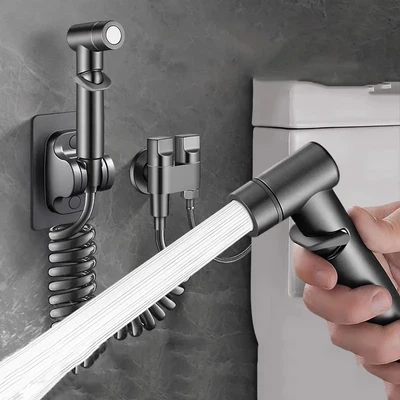 Toalettduschset – Hygienisk handdusch och rengöringsspray