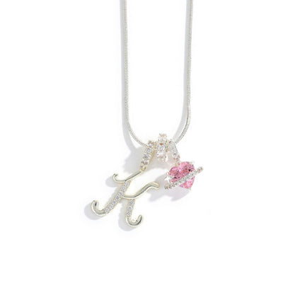 Elegant halsband med hjärtformat hänge