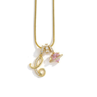 Elegant halsband med hjärtformat hänge