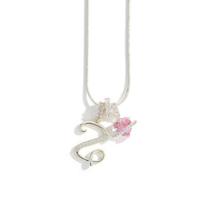 Elegant halsband med hjärtformat hänge