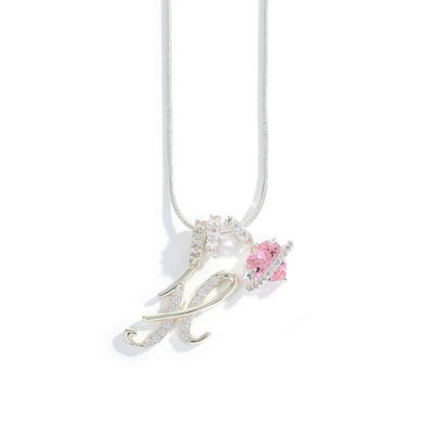Elegant halsband med hjärtformat hänge